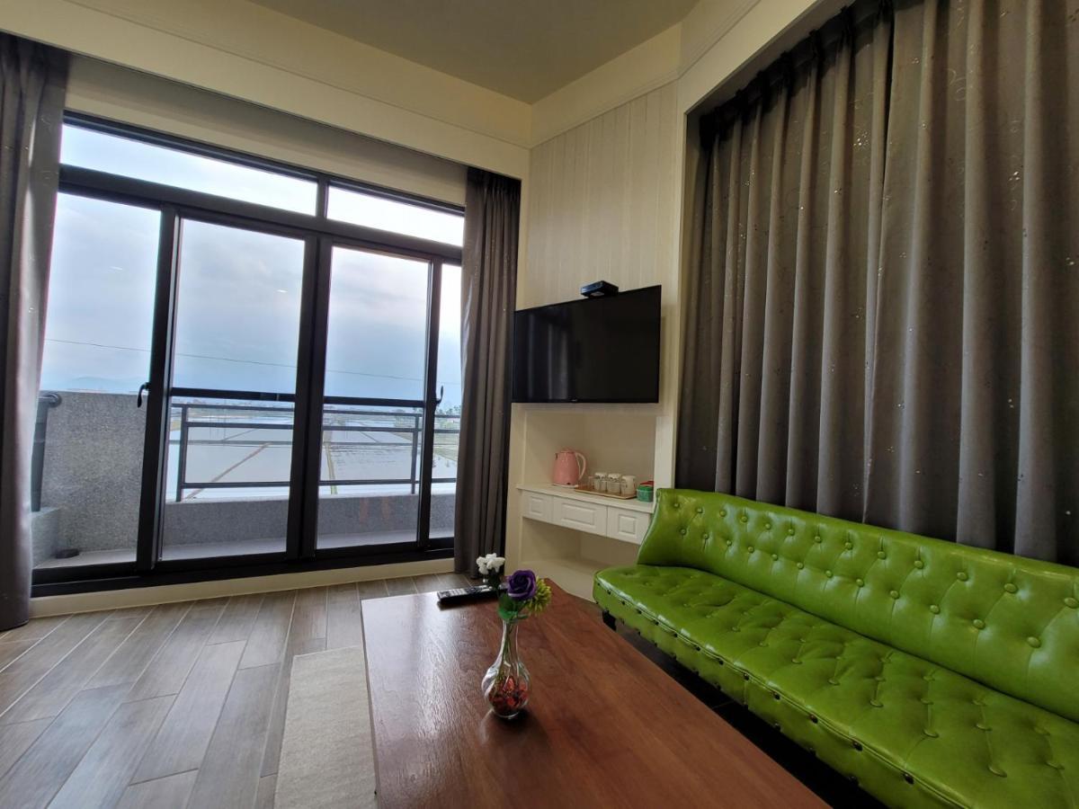 渡小夜電梯民宿 Yilannight B&B Wujie Buitenkant foto