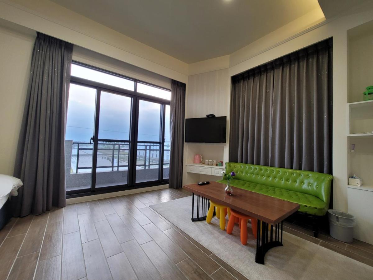 渡小夜電梯民宿 Yilannight B&B Wujie Buitenkant foto