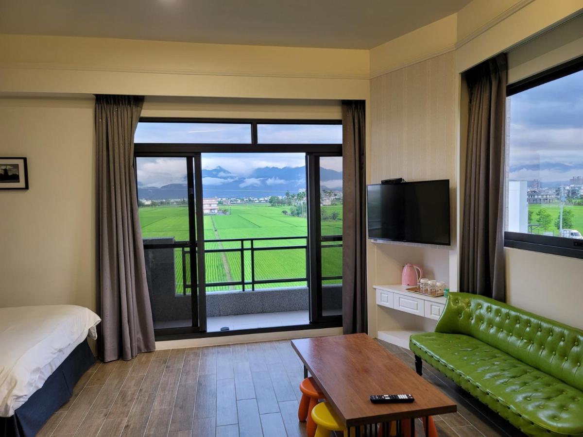渡小夜電梯民宿 Yilannight B&B Wujie Buitenkant foto
