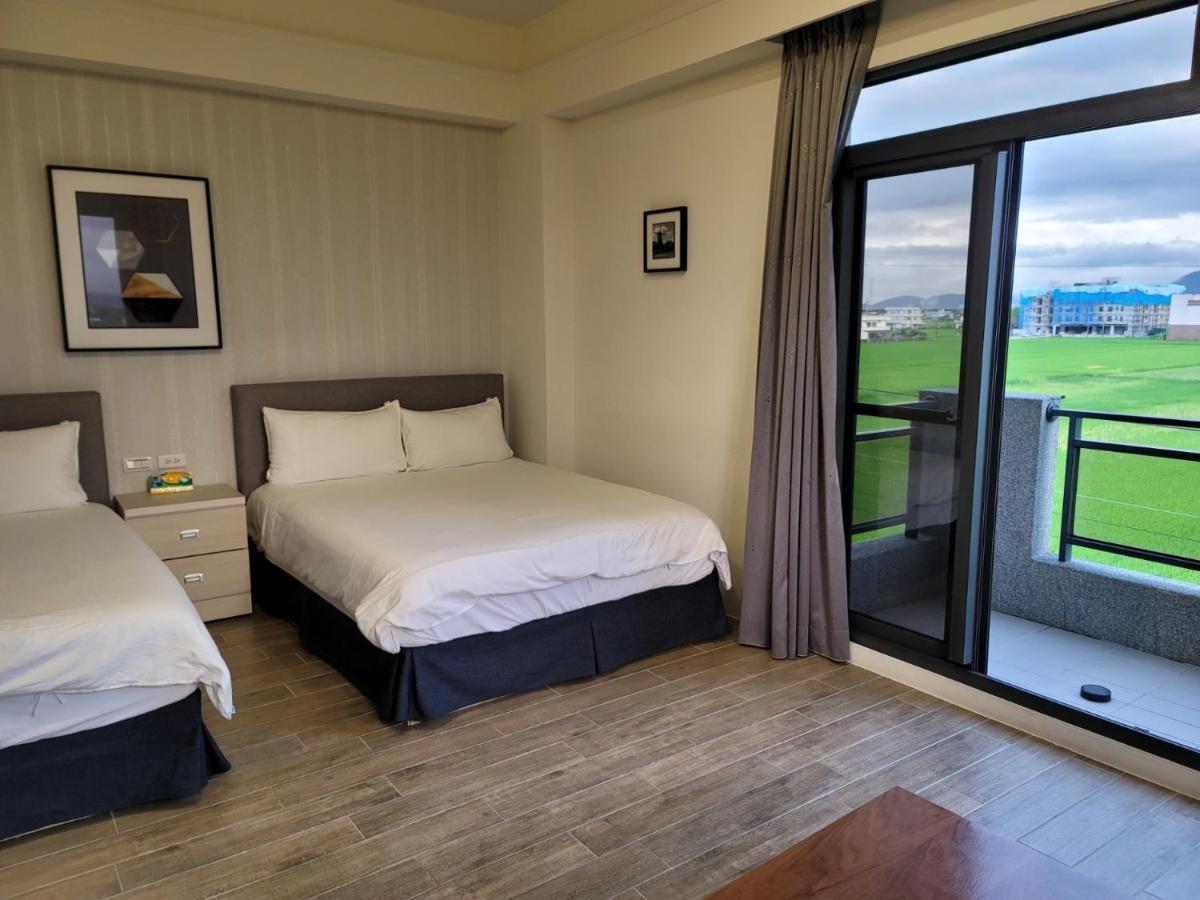 渡小夜電梯民宿 Yilannight B&B Wujie Buitenkant foto