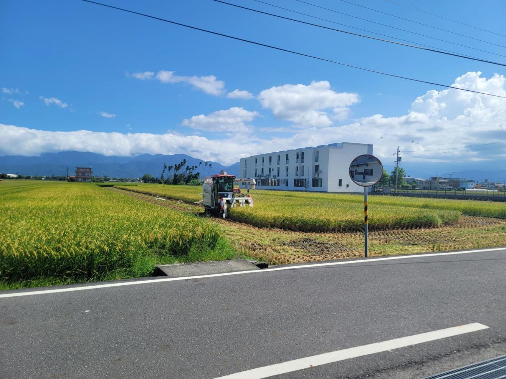 渡小夜電梯民宿 Yilannight B&B Wujie Buitenkant foto